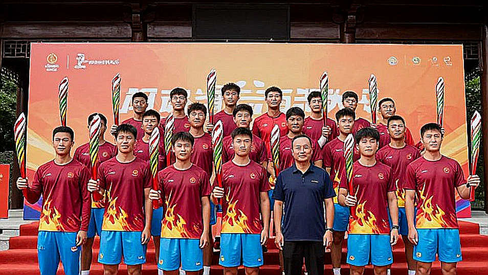 Xuan Son Seriously Injured, Dinh Bac Suspended for Two Matches: Vietnam Faces a Squad Crisis Ahead of the 2027 Asian Cup Xuan Son Seriously Injured, Dinh Bac Suspended for Two Matches: Vietnam Faces a Squad Crisis Ahead of the 2027 Asian Cup