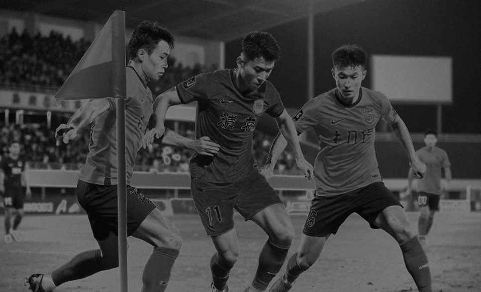 The Hidden Map Behind the Tribute: What Does Almada's Lineup Criticism Mean Ahead of the Clásico Nacional?