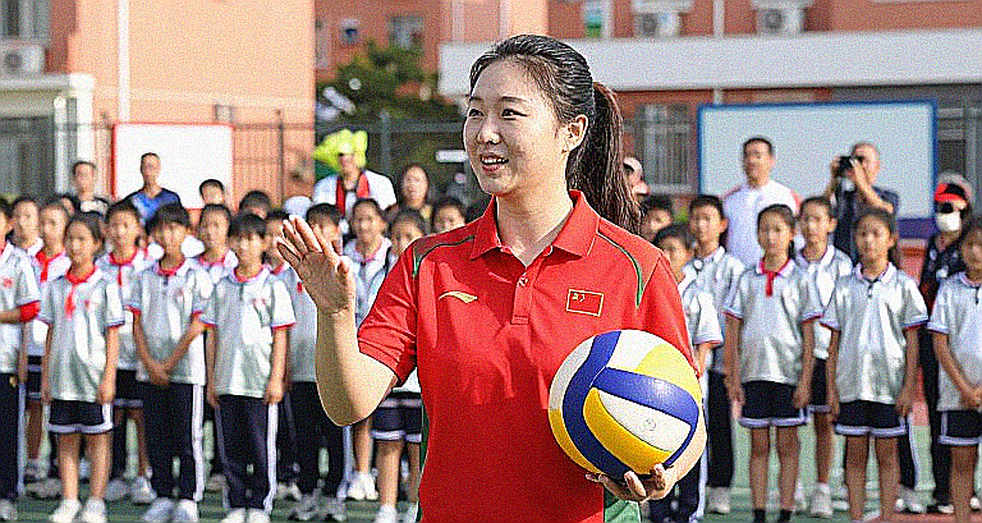 Dòng trạng thái bí ẩn sau Clásico: Khi phòng thay đồ, mạng xã hội và dữ liệu lệch nhịp