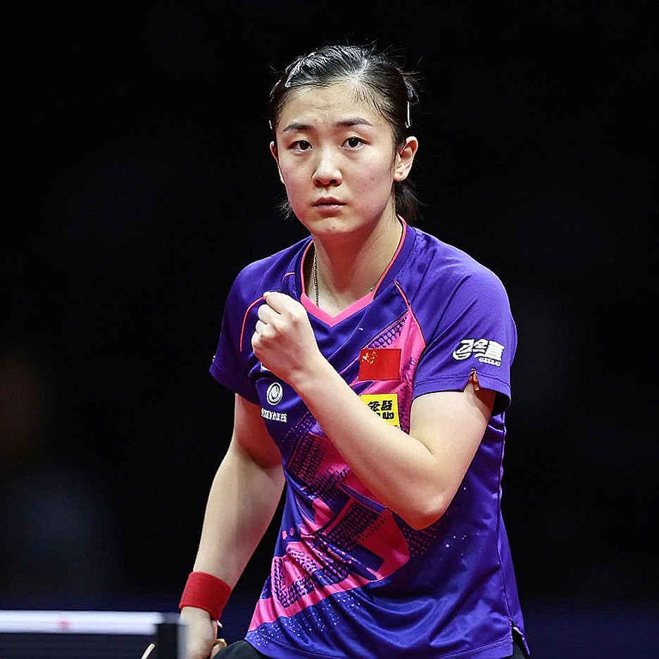 Elizabeta Samara: 21 năm một lớp trầm tích chưa khép lại Elizabeta Samara: 21 năm một lớp trầm tích chưa khép lại