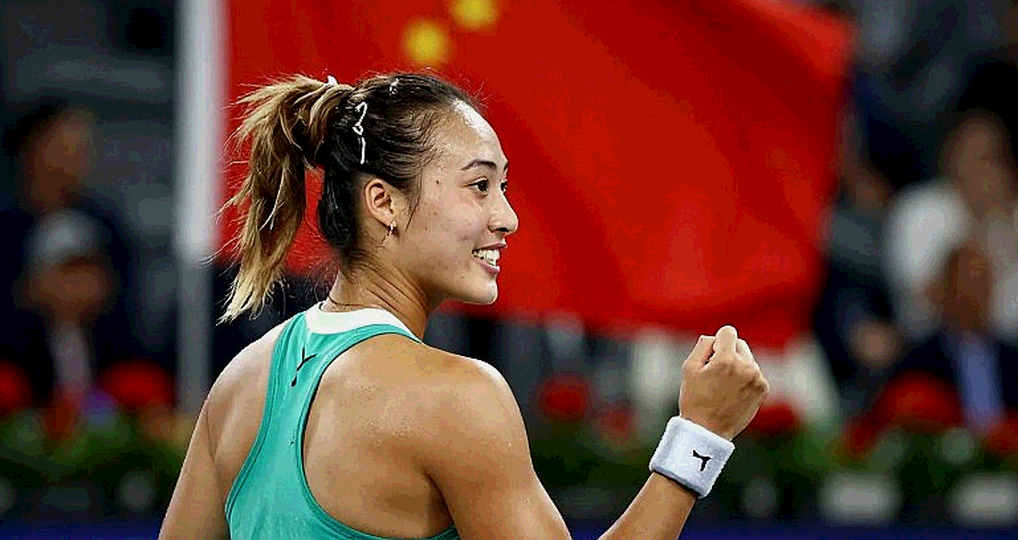 Cú vô lê trái tay ở Halle: Zverev khép suất Bologna cho tuyển Đức trong bảy ngày